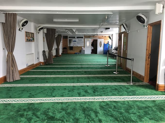 Loxford Islamic Society