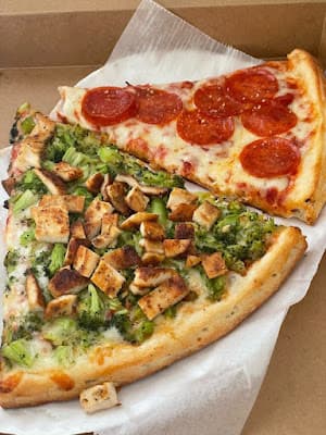 Gaby's Pizza in Hollis