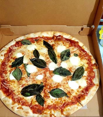 Crispy Dough Pizzeria