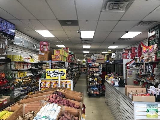 Mount Everest Grocery