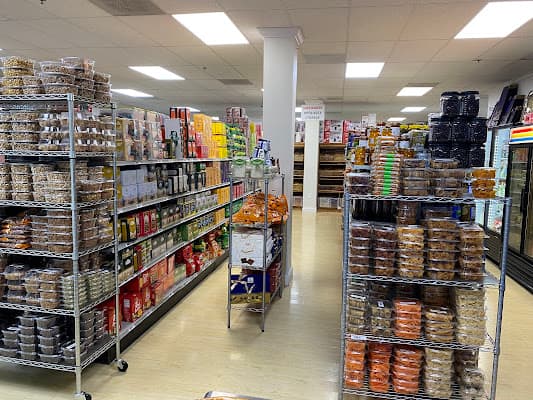 Safa Bakery & Halal Market