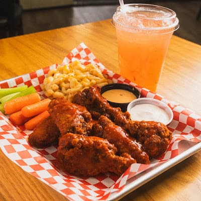 Supreme Wings in Seattle