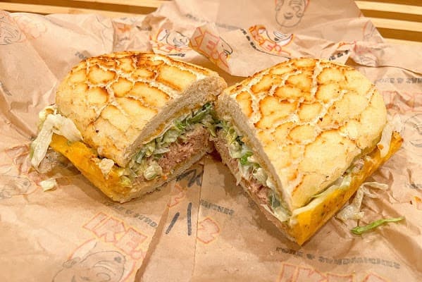 Ike's Love & Sandwiches