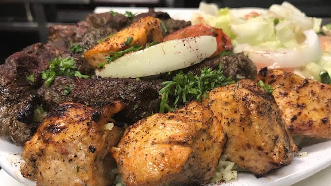 Alzaytuna Grill in Hamilton