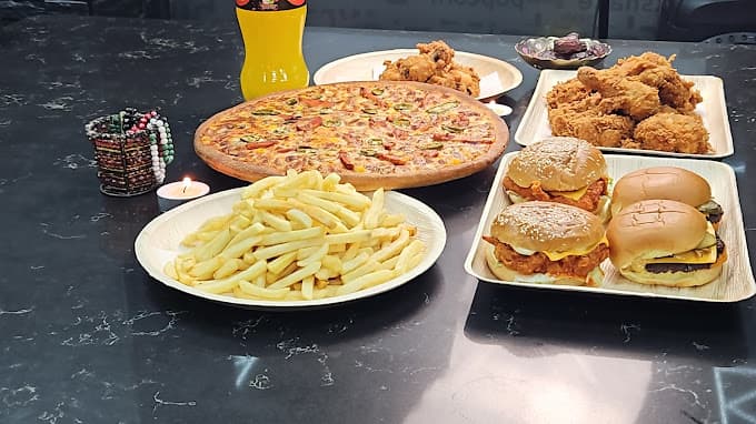 Kansas Chicken & Pizza