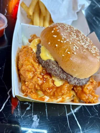 Kansas Chicken & Pizza