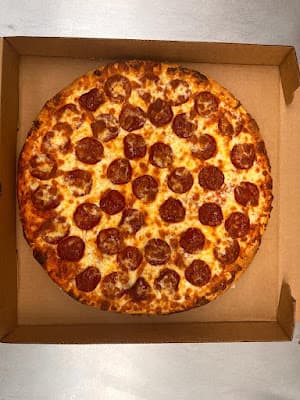 HFC Chicken & PIzza in Hartford