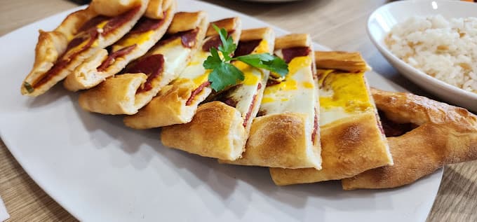 Roxy Kebab & Café in Coolaroo