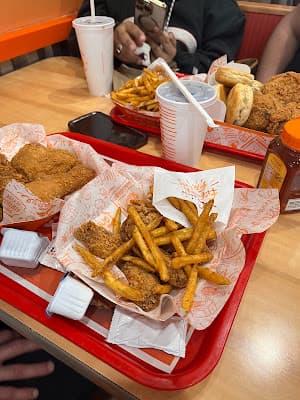 Popeyes Louisiana Kitchen in Oakville