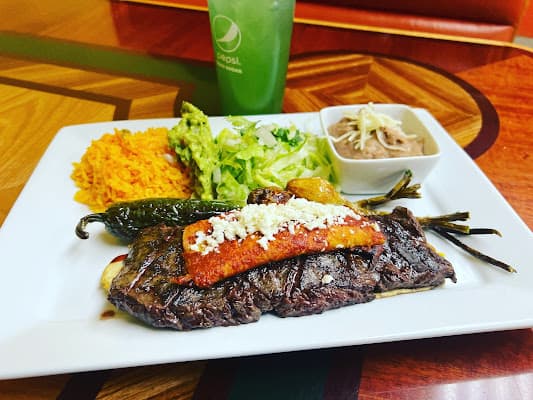 Zaki Restaurant in Oak Lawn