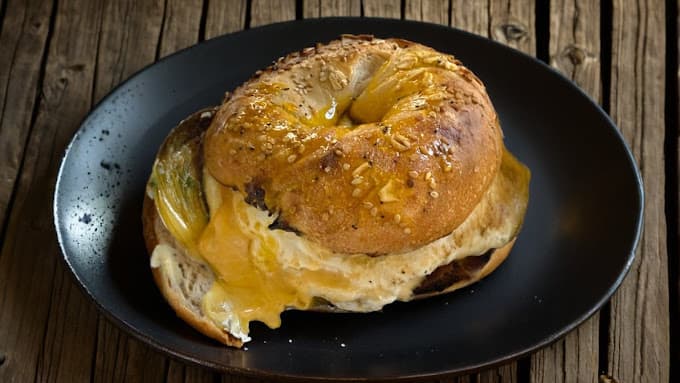 East Side Bagel Café