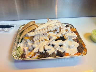 Halaleez NY Chicken & Gyro Rice Bowls in Chicago