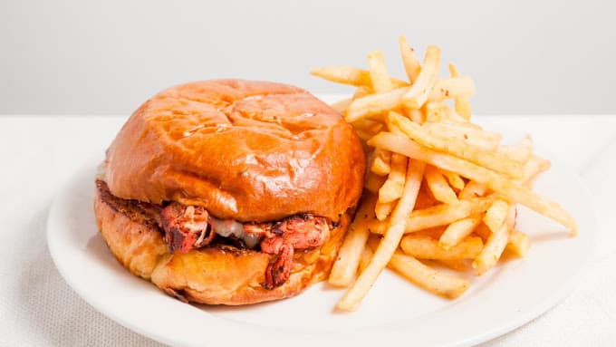 Fitoor Café & Grill Lounge