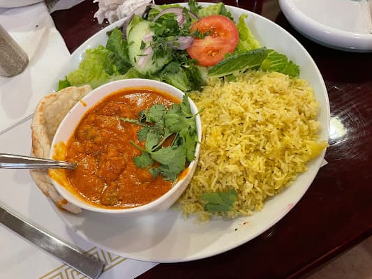 Café Rakka in Hendersonville