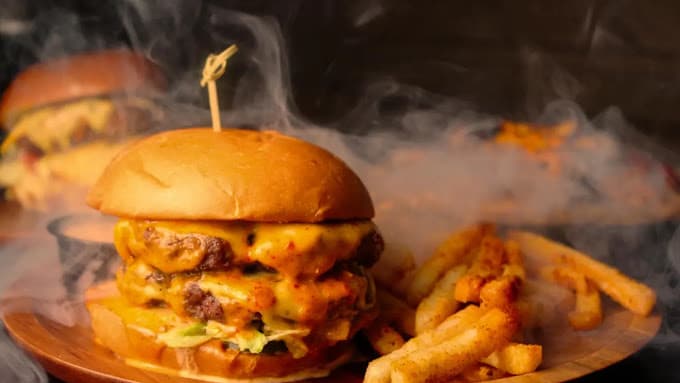 Burger Vault in Temple Terrace