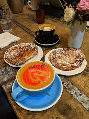 Remi Flower & Coffee