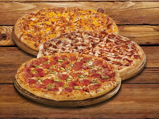 Café Student & Pizza in Clayton