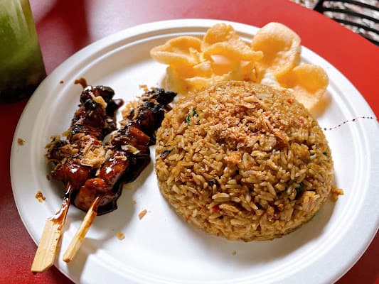 Pinos Warung