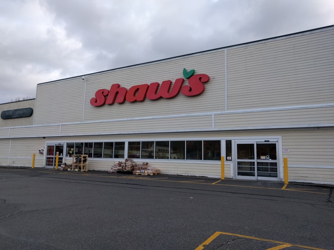 Photo of Shaw's