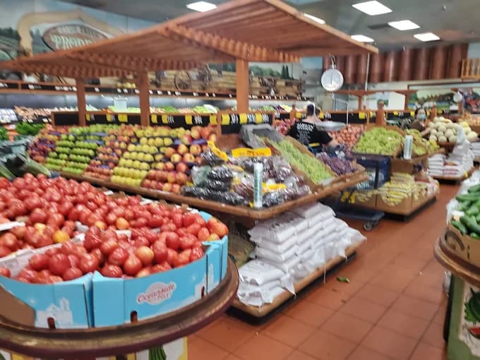 Photo of Red Tomatoes Farmers Market