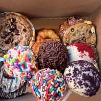 Photo of Posh Pop Bakeshop