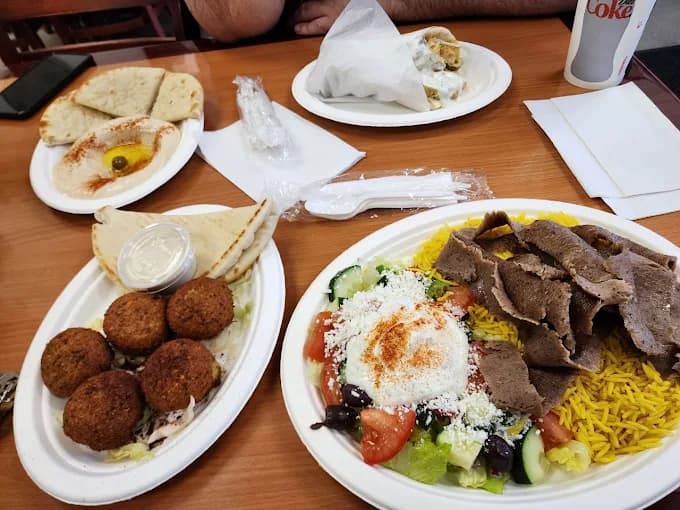 Photo of Mr. Gyros