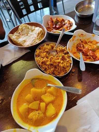 Photo of Mo's