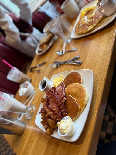 Photo of Silver Diner