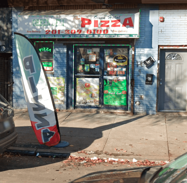 Photo of Ocean Halal Pizza