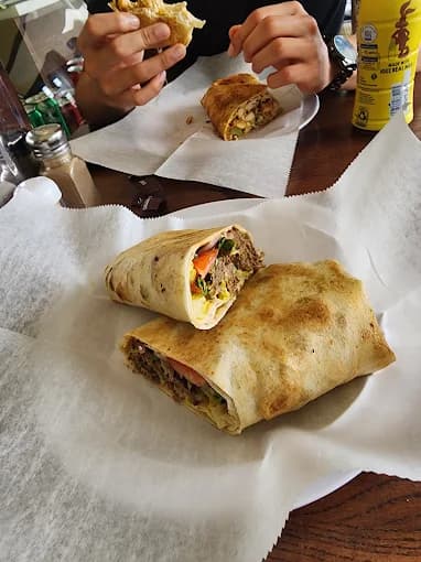 Photo of Mandeez Deli & Restaurant
