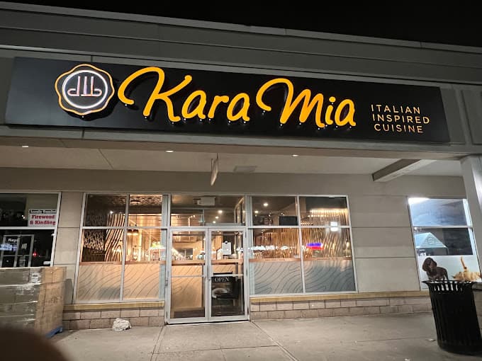 Photo of Kara Mia