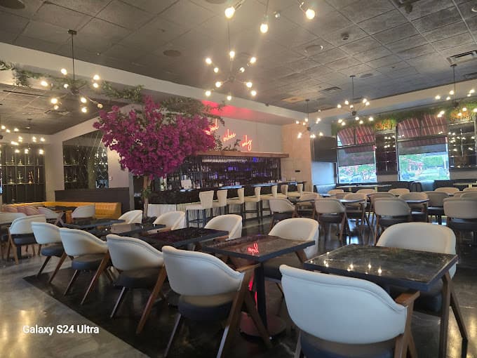 Photo of Loqoum Lounge