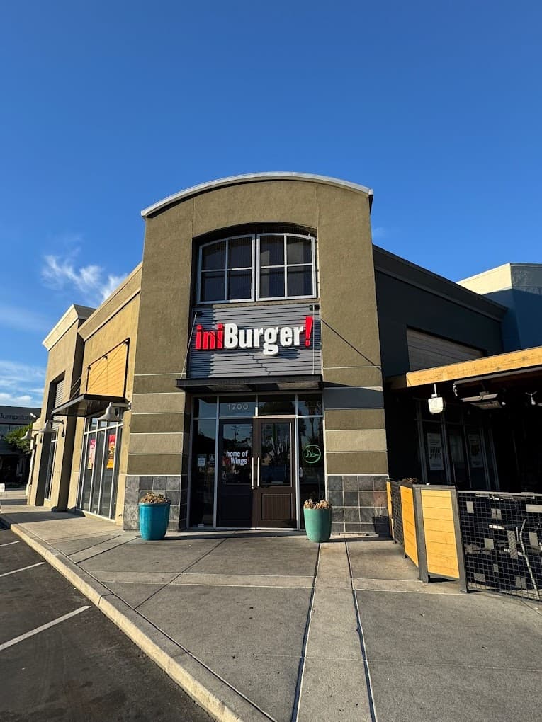 Photo of iniBurger