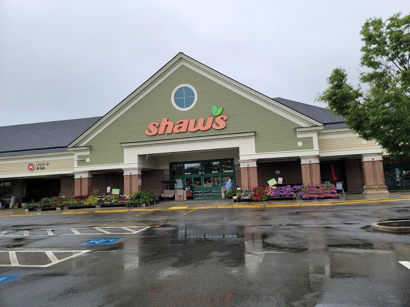 Photo of Shaw's