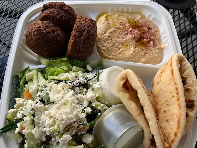 Photo of Q's Halal Chicken
