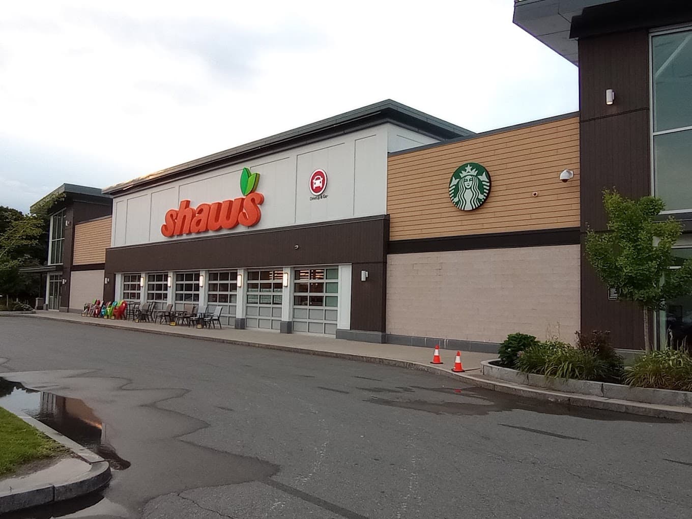 Photo of Shaw's
