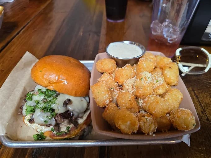 Photo of Burger Bench