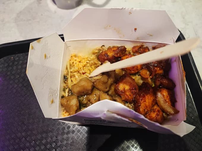 Photo of Oodles Wok