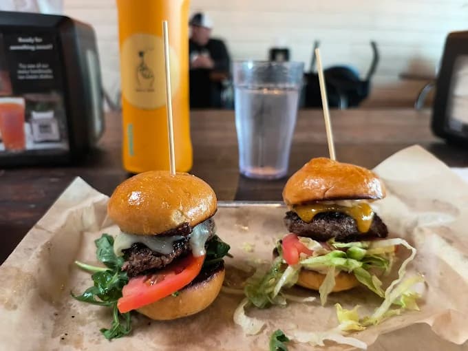 Photo of Burger Bench