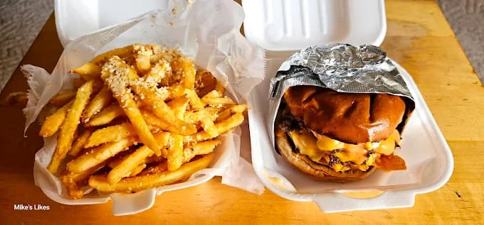 Photo of The Burger Truck