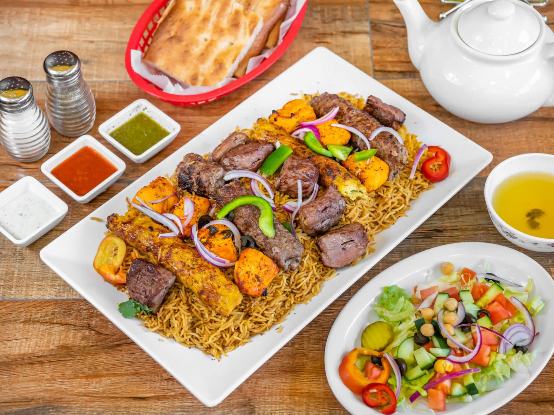 Khan's Gyro & Fried Chicken photo 1